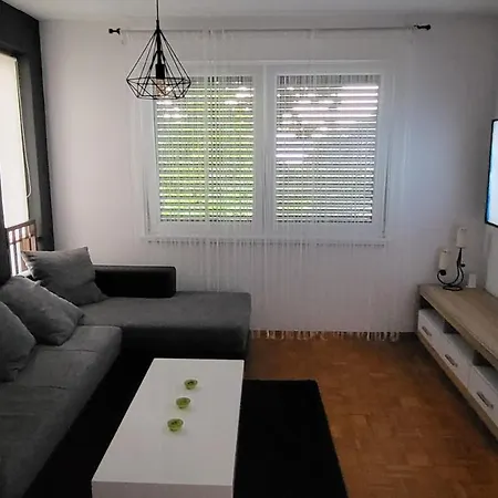 ゲストハウス Davor プーラ